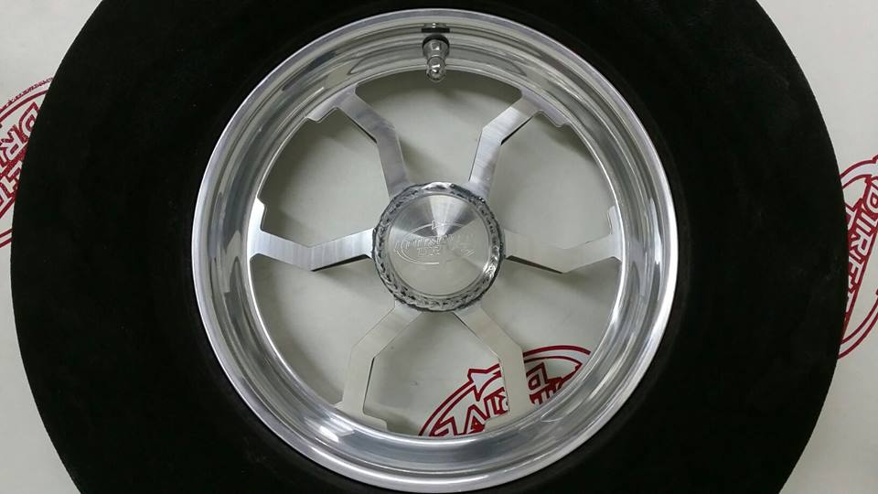 Ignition Design in Silver Inside a Wheel In Silver Color
